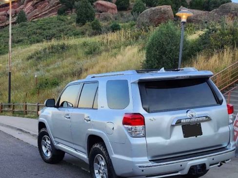 Used 2013 Toyota 4Runner SR5 w/ Convenience Pkg RWD image 2