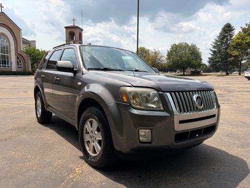 Used 2009 Mercury Mariner 2WD image 1