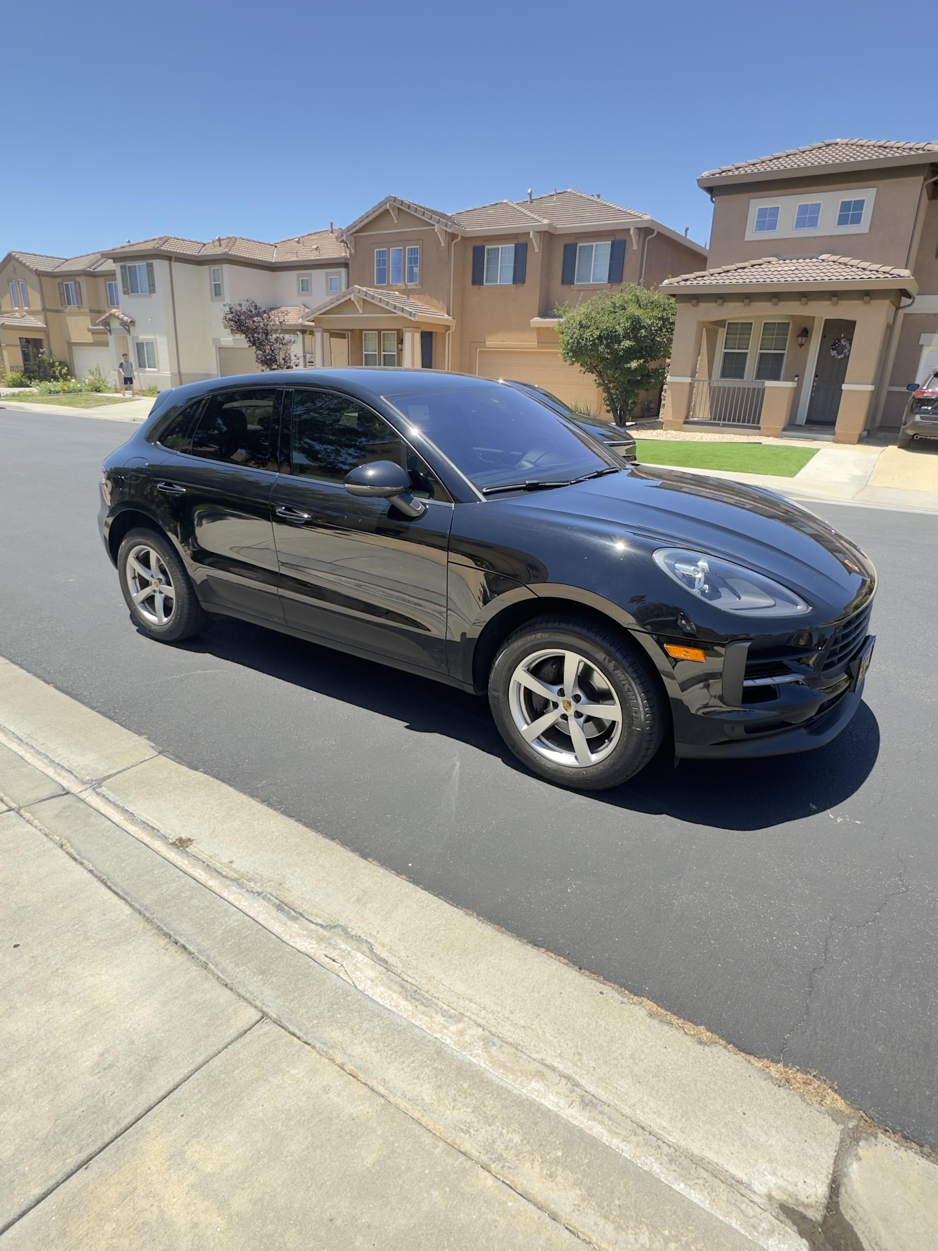 Used 2020 Porsche Macan AWD/4WD image 12