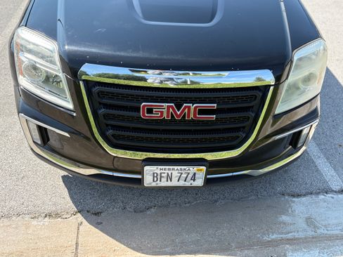 Used 2017 GMC Terrain SLE w/ Convenience Package AWD/4WD image 11