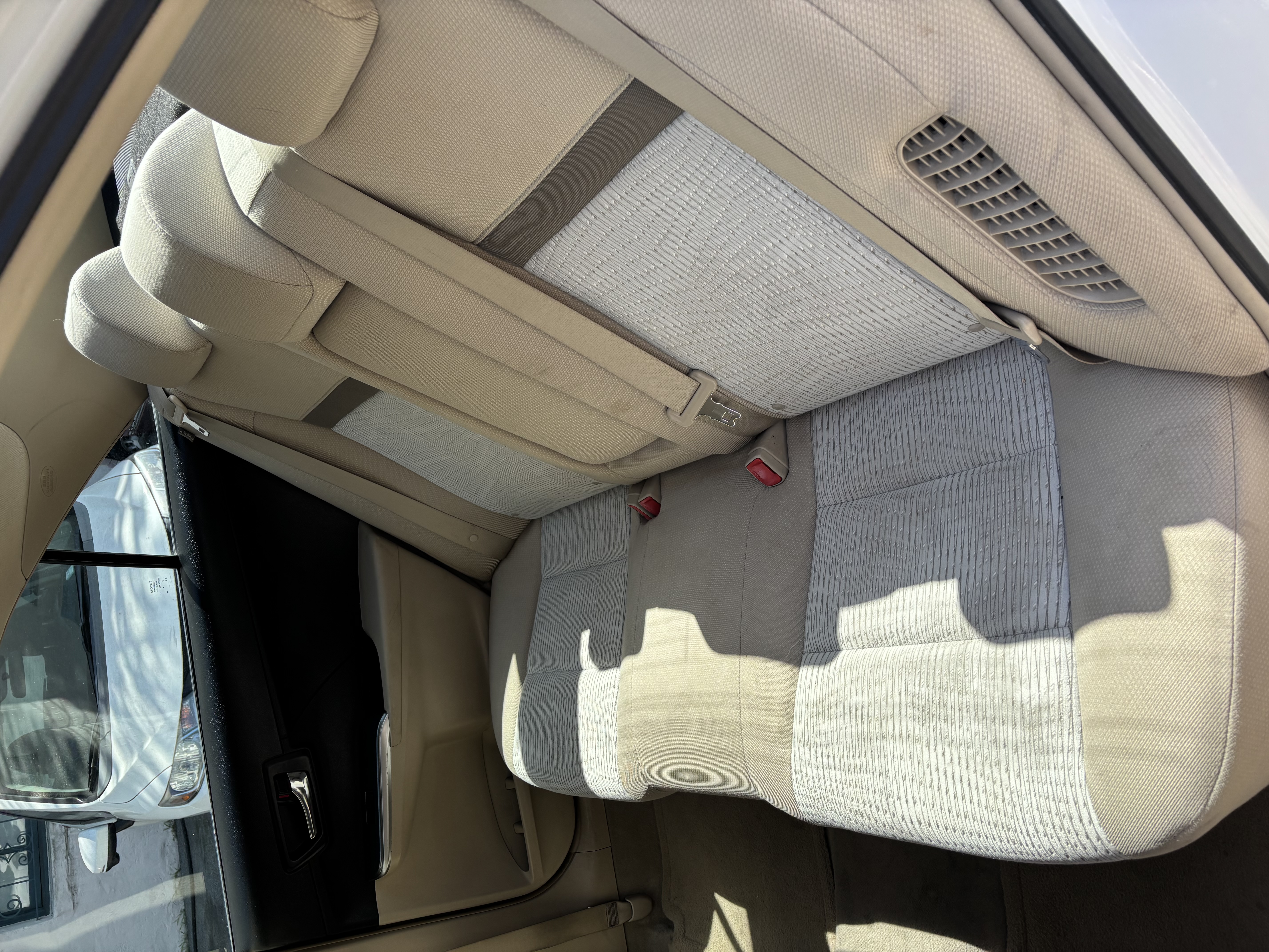 Used 2013 Toyota Camry LE FWD image 11