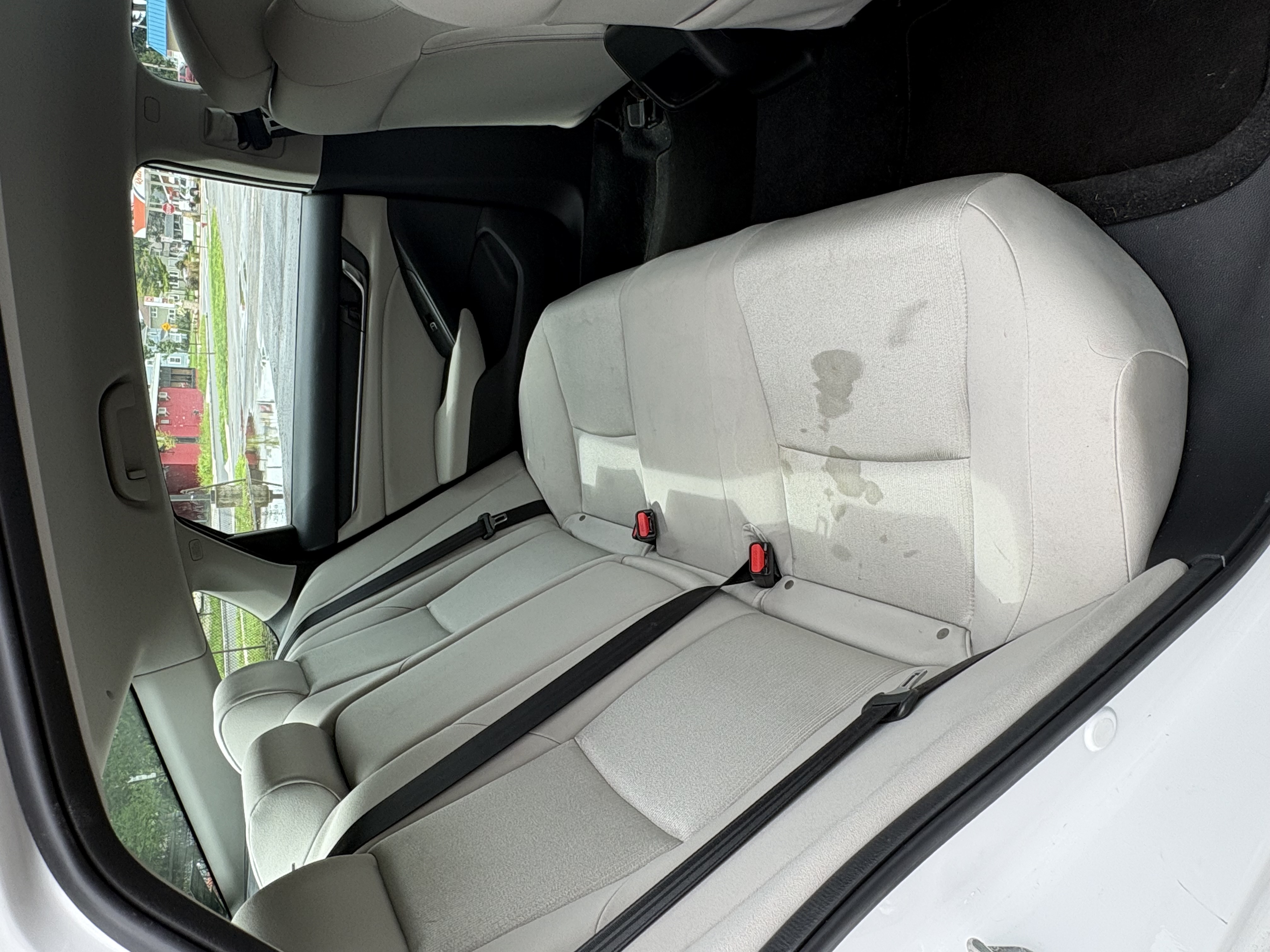 Used 2018 Honda Accord LX image 9