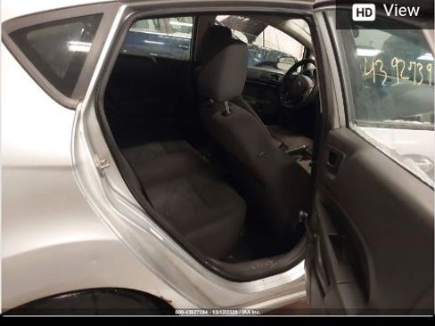 Used 2014 Ford Fiesta S image 9