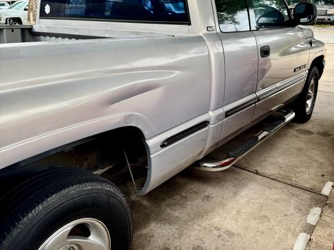 Used 1999 Dodge Ram 1500 Truck 2WD Quad Cab image 5