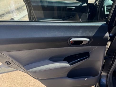 Used 2010 Honda Civic LX image 22