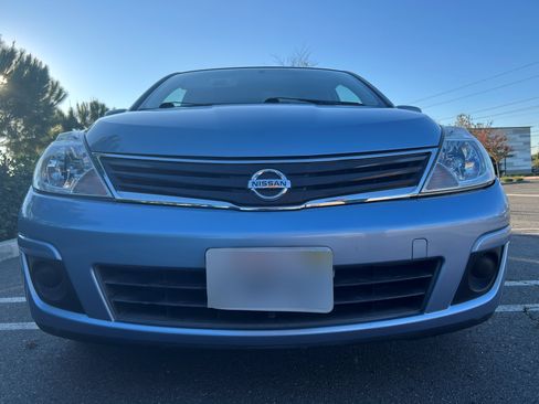 Used 2012 Nissan Versa 1.8 S w/ Plus Pkg image 10