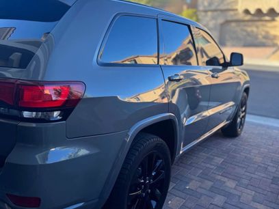 Used 2020 Jeep Grand Cherokee Altitude