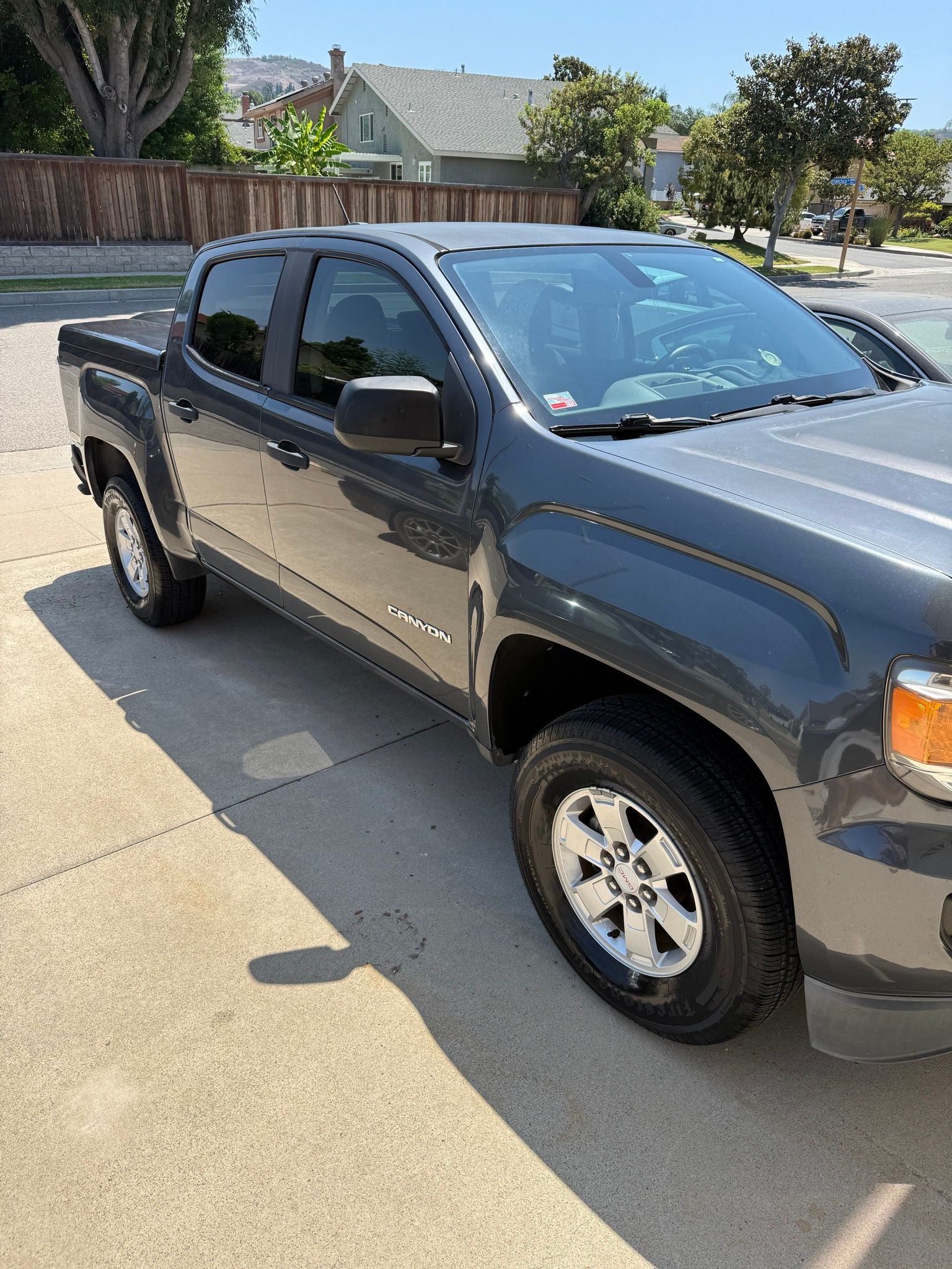 Used 2016 GMC Canyon 2WD Crew Cab w/ Convenience Package image 11