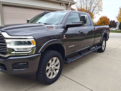 Used 2022 RAM 3500 Laramie w/ Safety Group B image 6
