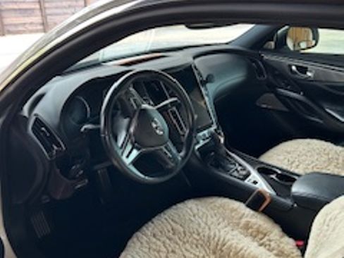 Used 2019 INFINITI Q60 3.0t Luxe image 6