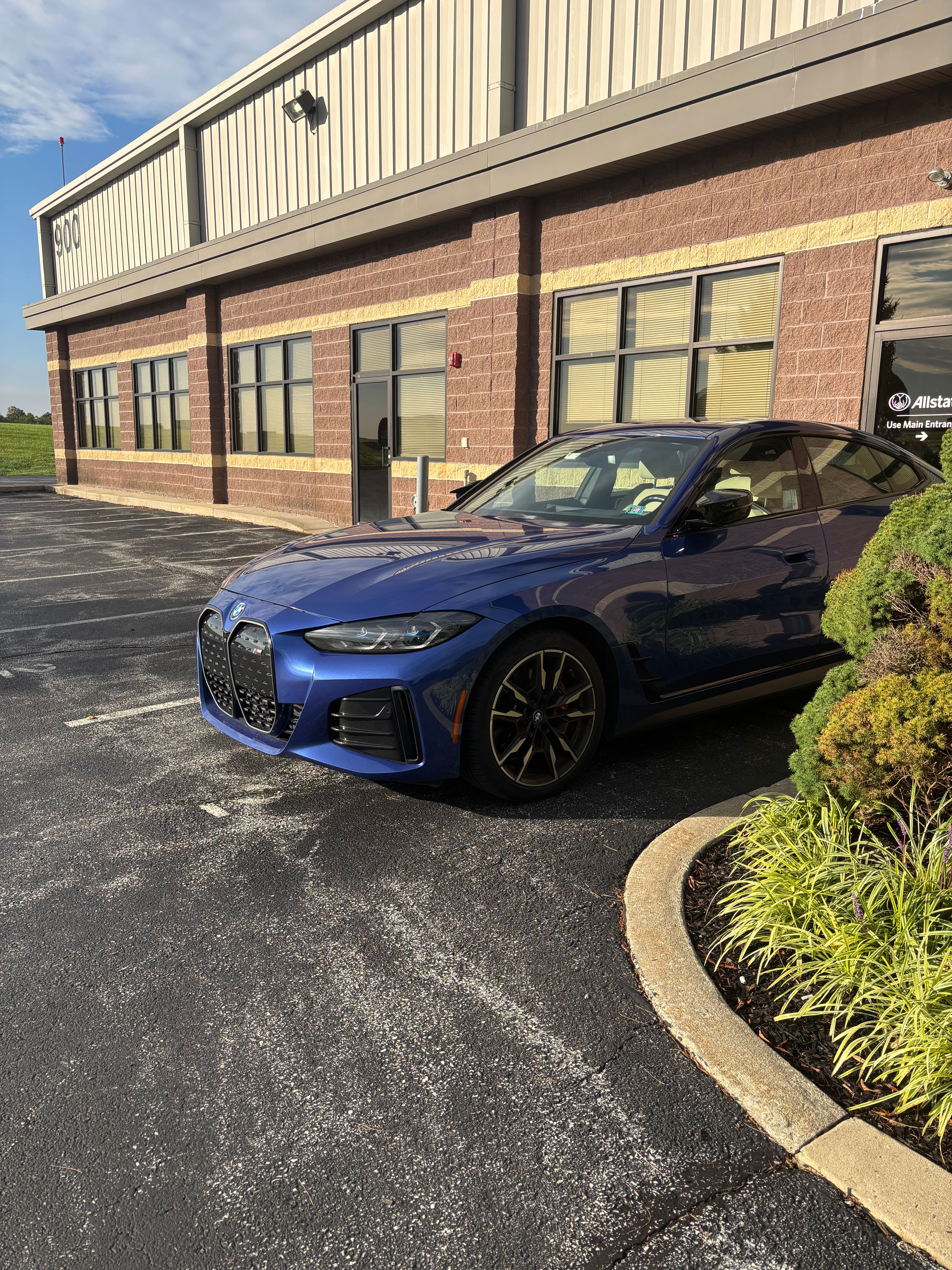 Used 2023 BMW i4 M50 w/ Premium Package AWD/4WD image 10