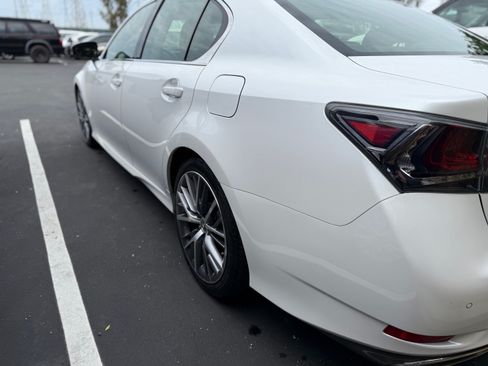 Used 2018 Lexus GS 350 w/ Preferred Accessory Package image 2