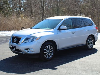 Used 2014 Nissan Pathfinder S