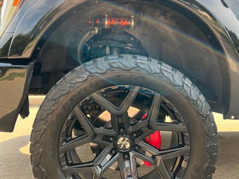 Used 2023 Ford F150 Lariat w/ Equipment Group 502A High image 6