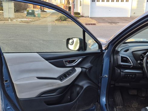 Used 2021 Subaru Forester Premium image 18