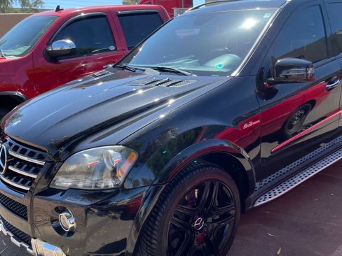 Used 2011 Mercedes-Benz ML 63 AMG 4MATIC image 9