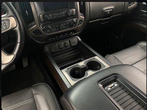 Used 2016 GMC Sierra 2500 Denali w/ Suspension Package, Off-Road image 5