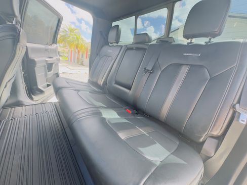 Used 2022 Ford F350 Platinum image 21