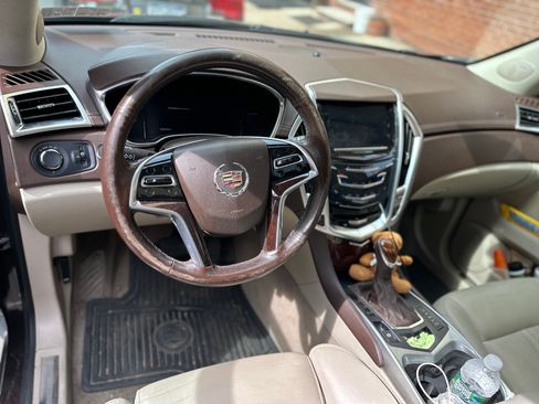 Used 2015 Cadillac SRX Luxury w/ Driver Awareness Package image 11