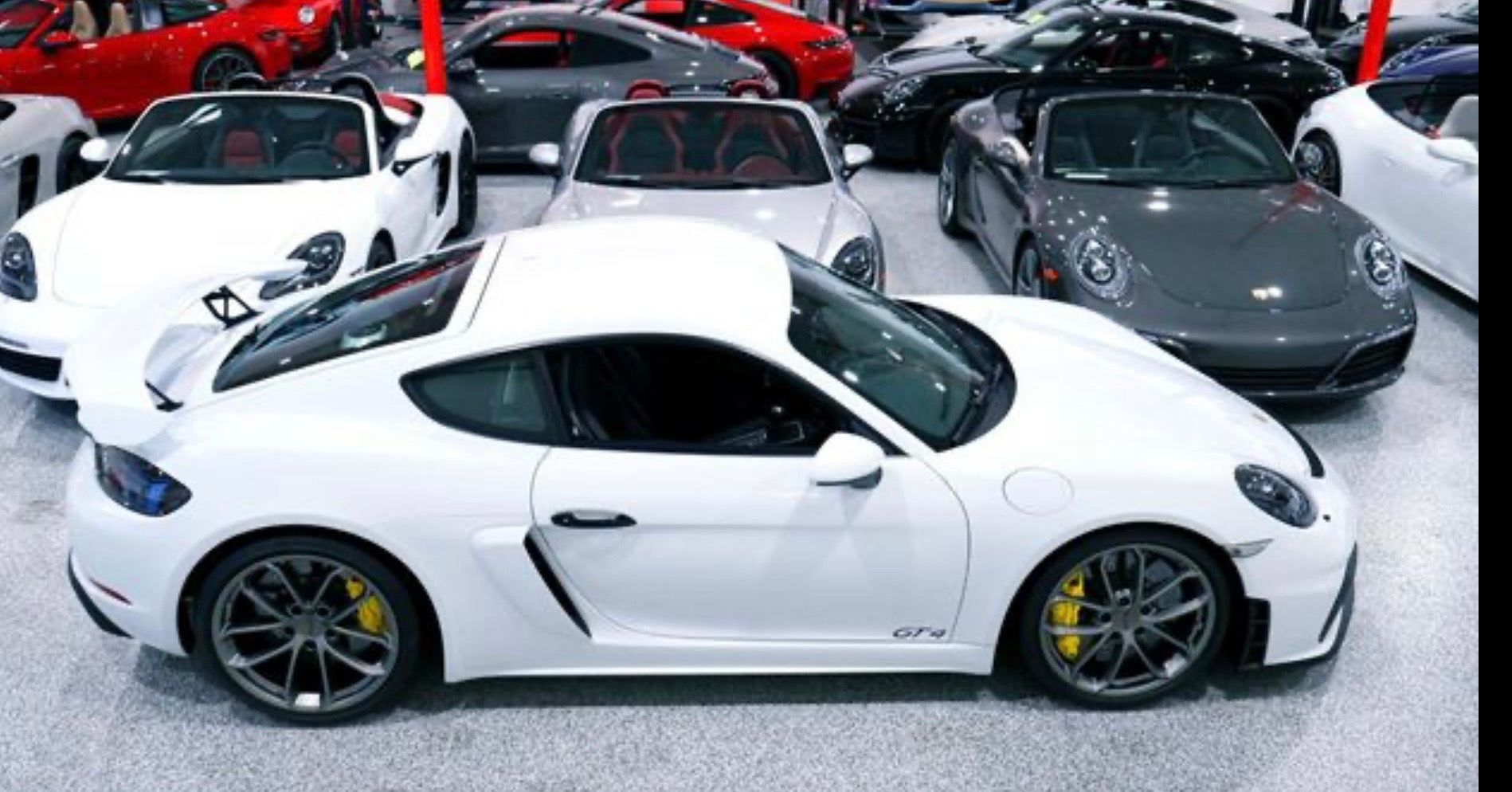 Used 2023 Porsche 718 Cayman GT4 RWD image 8