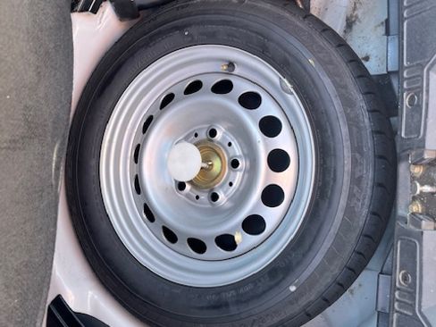 Used 1999 BMW 323i 323i Convertible 2D image 4