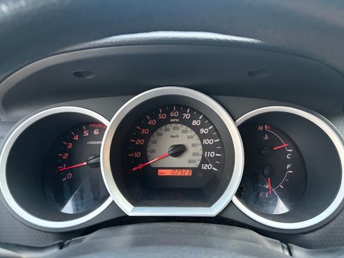 Used 2009 Toyota Tacoma 2WD Regular Cab image 16
