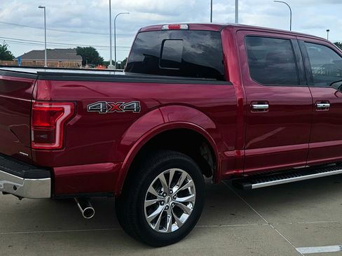 Used 2015 Ford F150 Lariat w/ Equipment Group 502A Luxury image 8