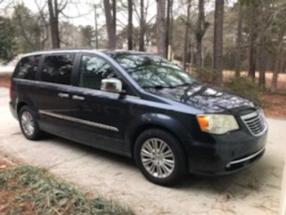 Used 2014 Chrysler Town & Country Touring-L w/ Driver Convenience Group