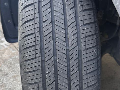 Used 2017 Hyundai Santa Fe Sport image 23