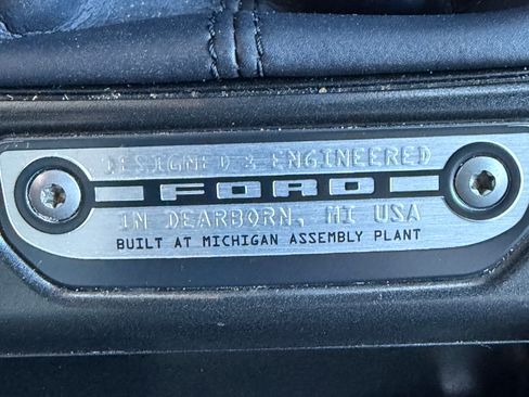 Used 2021 Ford Bronco Badlands image 8