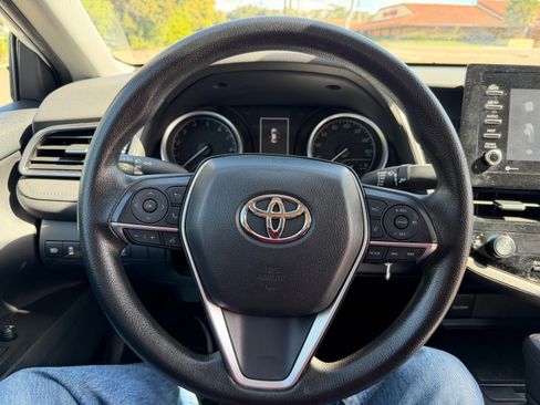 Used 2023 Toyota Camry LE image 13