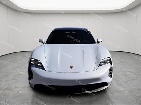 Used 2022 Porsche Taycan 4S image 5