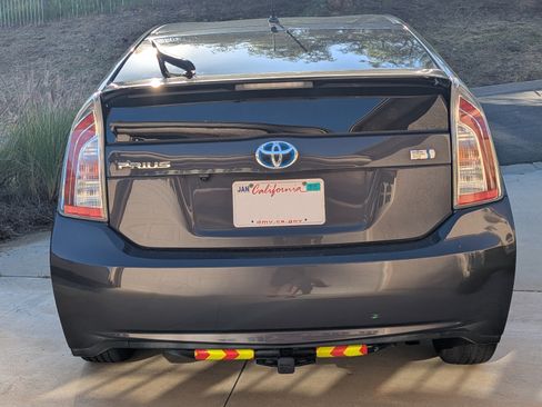 Used 2014 Toyota Prius Two image 5