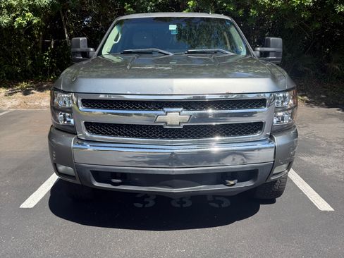 Used 2007 Chevrolet Silverado 1500 LT w/ 1LT Convenience Package RWD image 2