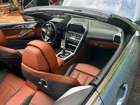 Used 2020 BMW M850i xDrive Convertible w/ Driving Assistance Package 2 AWD/4WD image 20