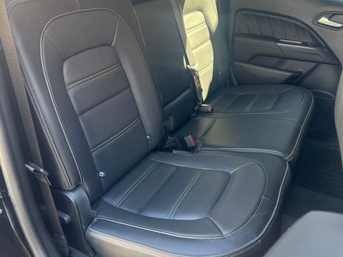 Used 2021 GMC Canyon Denali image 11