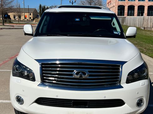 Used 2014 INFINITI QX80 4WD w/ Deluxe Touring Package image 28
