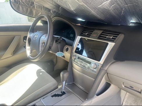 Used 2009 Toyota Camry Hybrid image 14