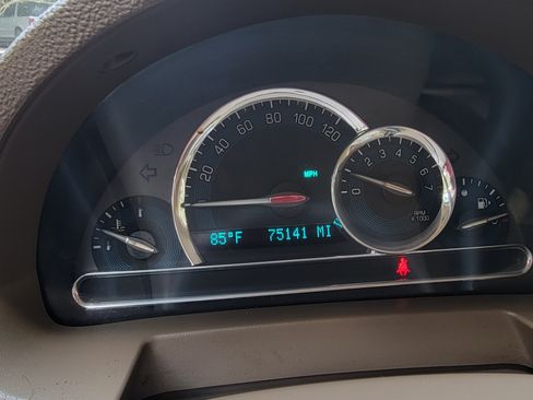 Used 2009 Chevrolet HHR LT image 11