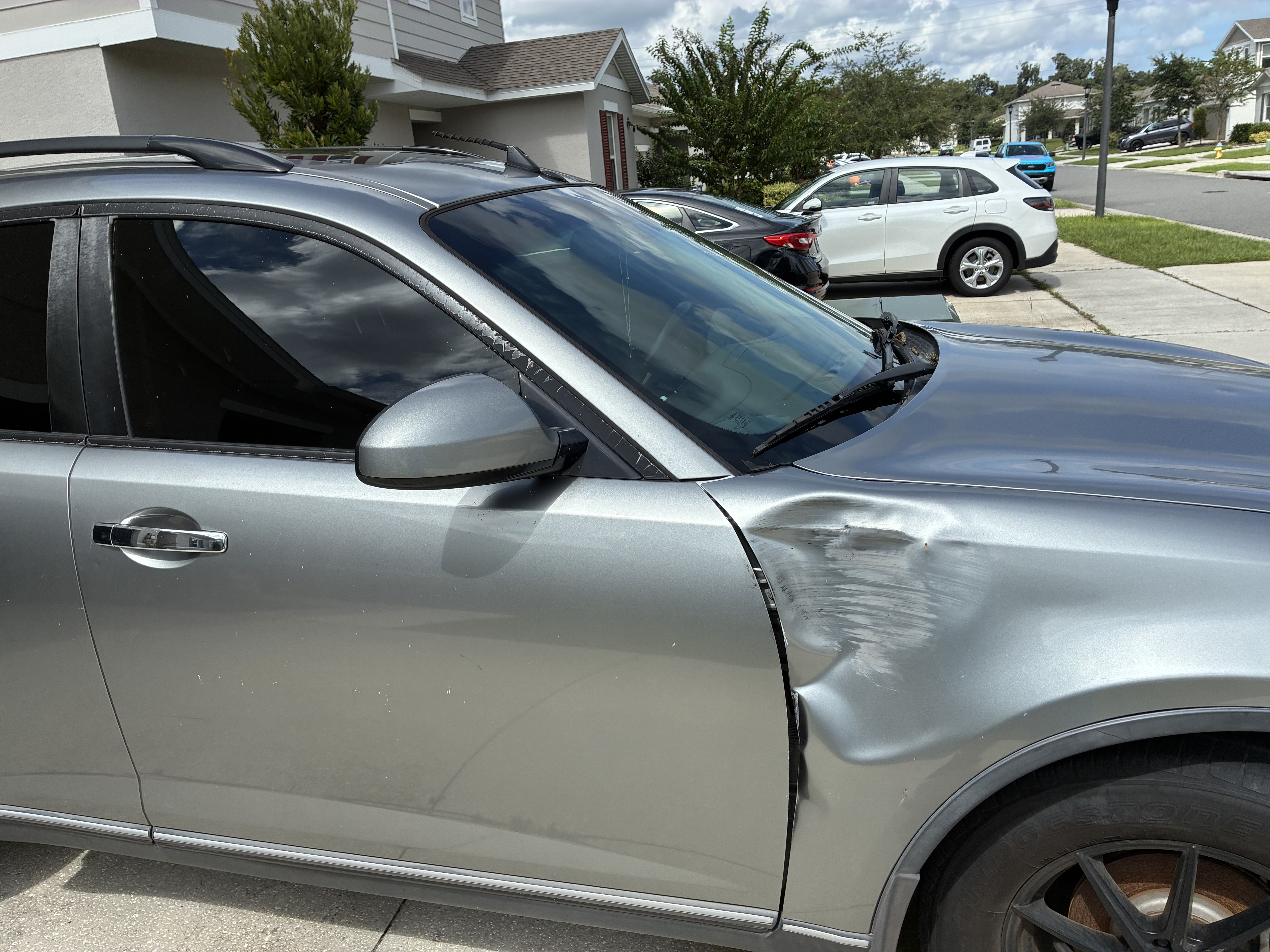 Used 2005 INFINITI FX35 2WD image 4