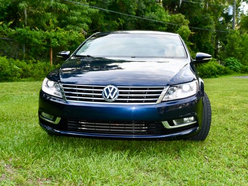 Used 2014 Volkswagen CC Sport FWD image 2