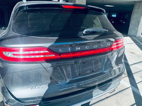 Used 2017 Lincoln MKC Reserve w/ Lincoln MKC Climate Package image 5