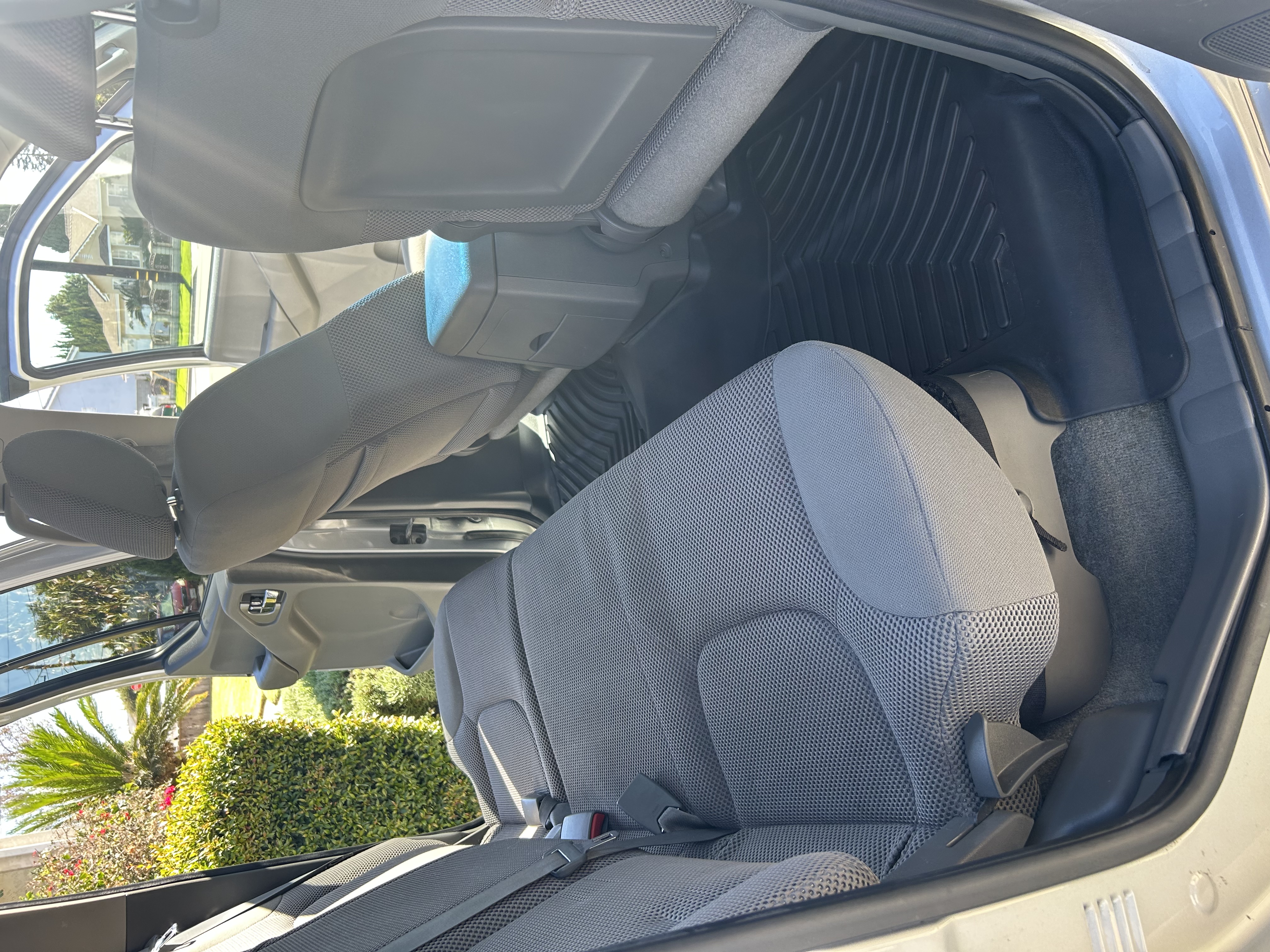 Used 2013 Nissan Frontier SV RWD image 12