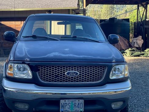 Used 1999 Ford F150 4x4 SuperCab image 1