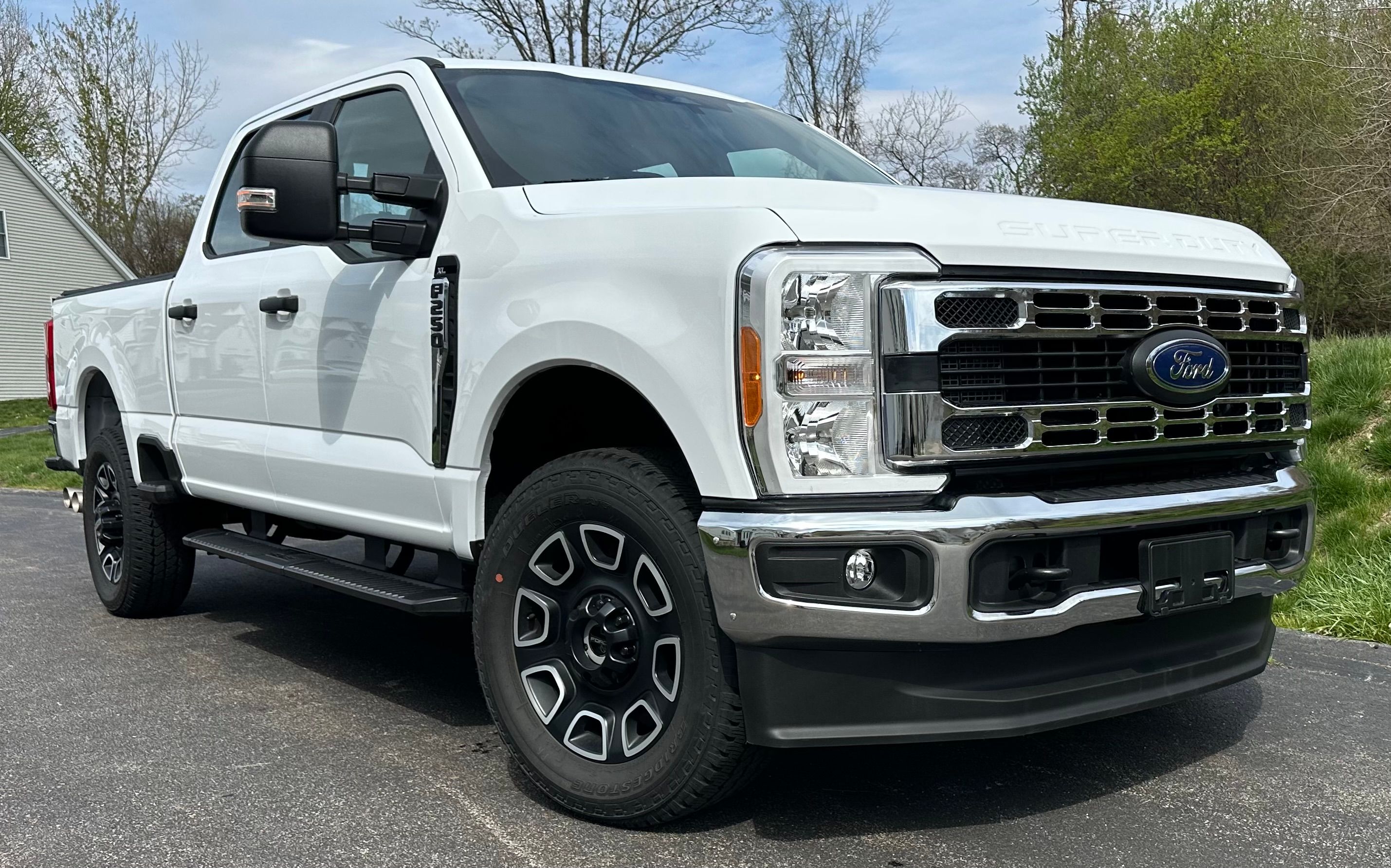 Used 2024 Ford F250 XL AWD/4WD image 1