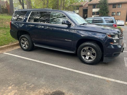 Used 2019 Chevrolet Tahoe LS image 4