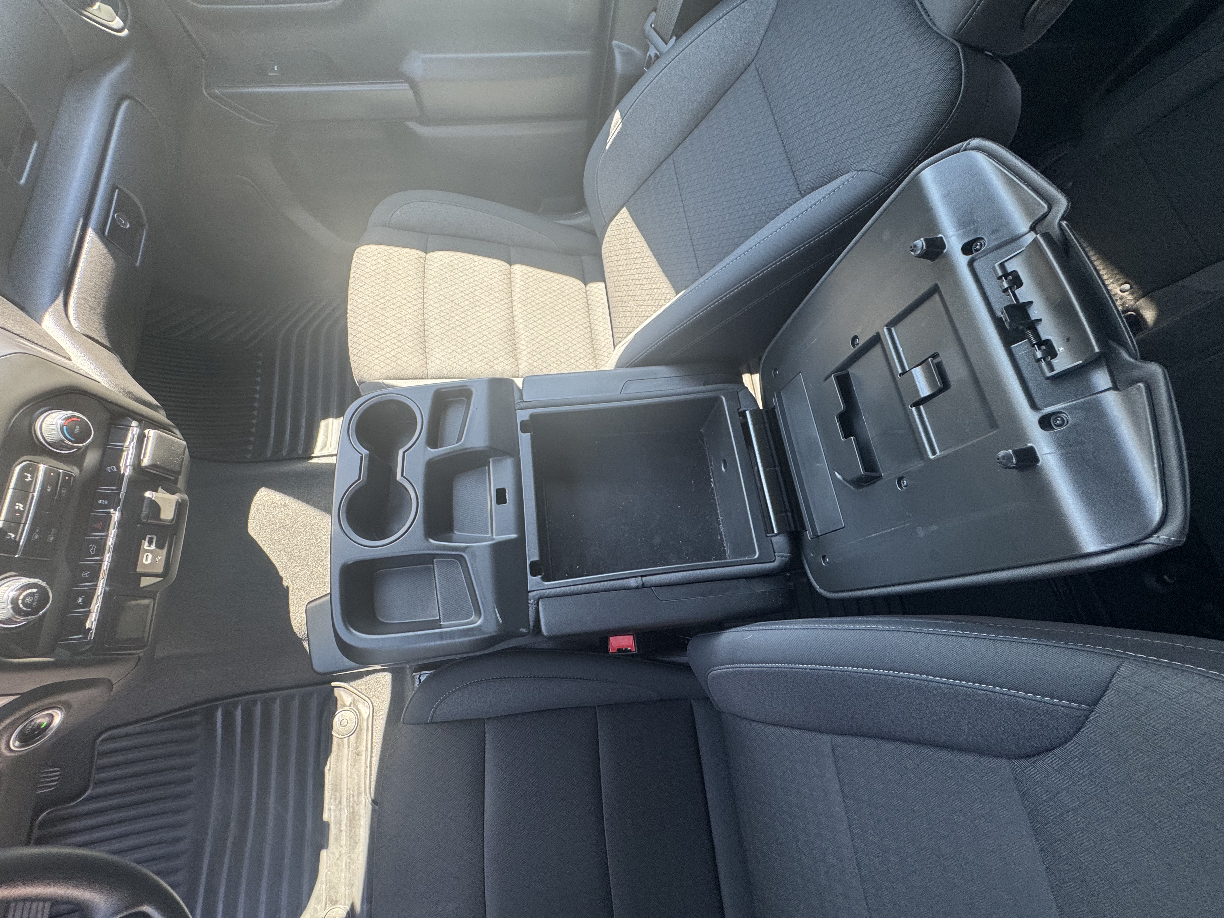 Used 2025 Chevrolet Silverado 1500 Custom Trail Boss w/ LPO, Utility Wall Package AWD/4WD image 11