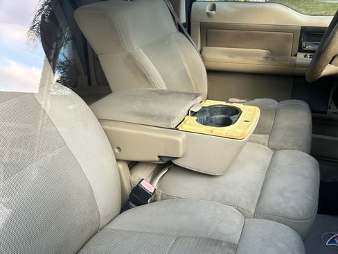 Used 2004 Ford F150 XLT image 19