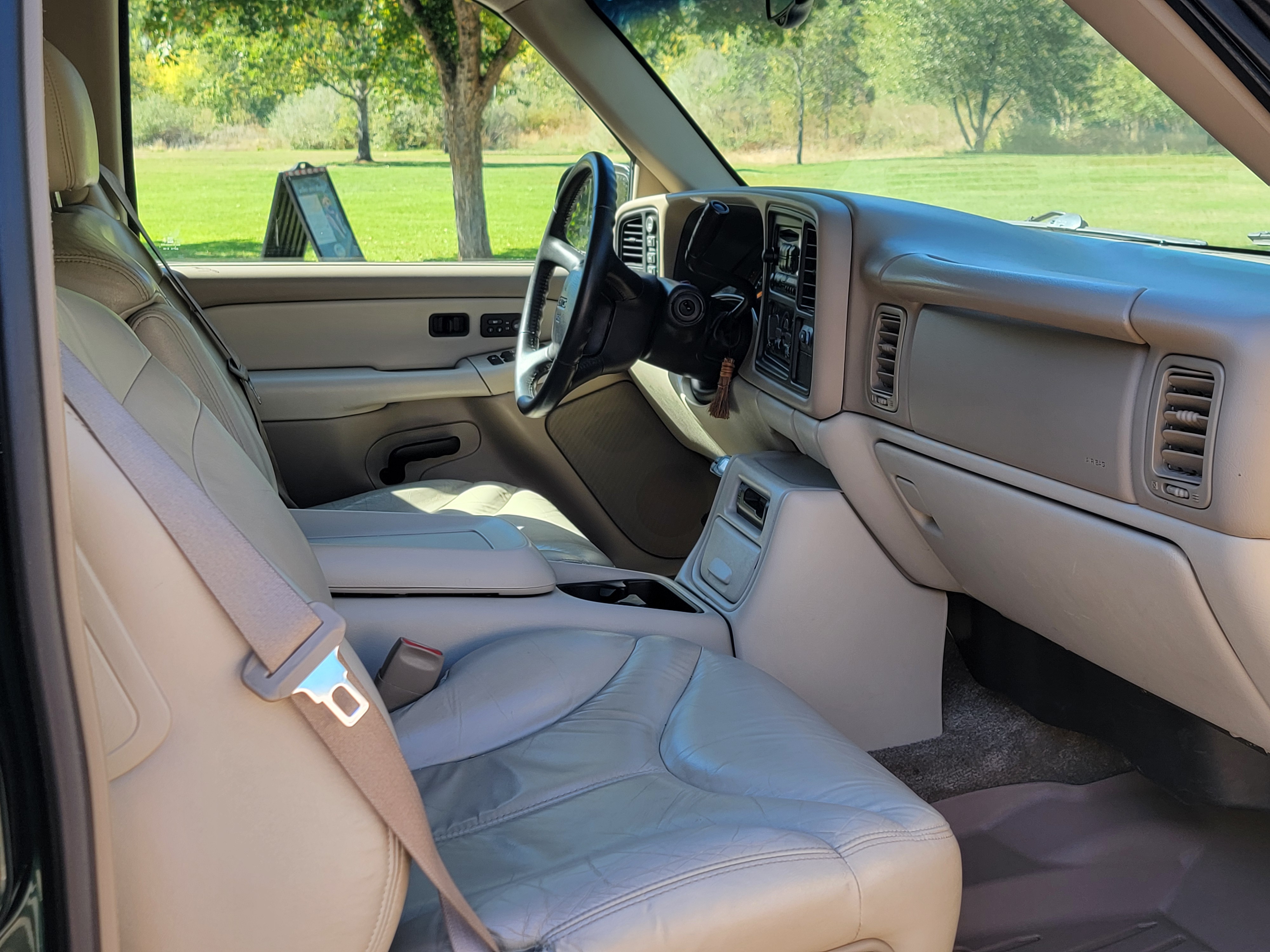 Used 2001 GMC Yukon XL SLT AWD/4WD image 22