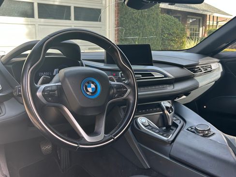 Used 2016 BMW i8 image 8